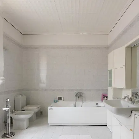 Roversi Villa Meina